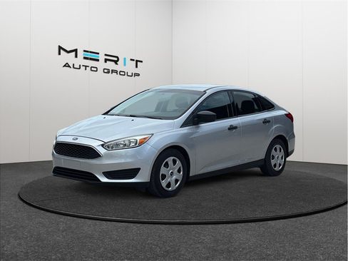 Used 2018 Ford Focus S FWD image 4