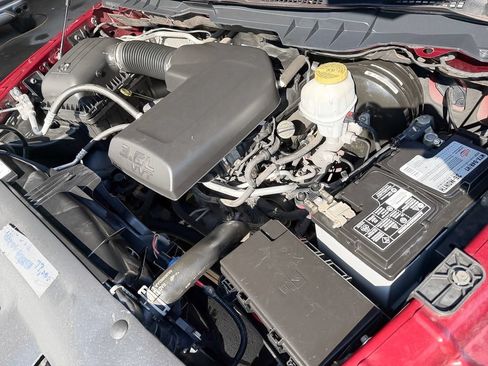 Used 2019 RAM 1500 Express AWD/4WD image 31