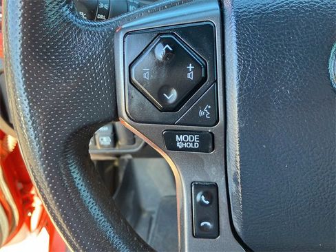 Used 2017 Toyota Tacoma TRD Sport w/ Tow Package image 26