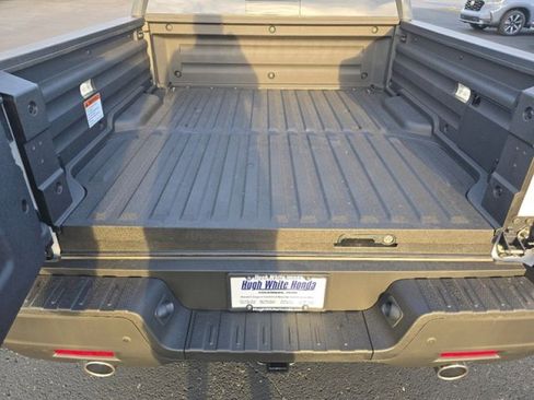 New 2026 Honda Ridgeline Black Edition image 13