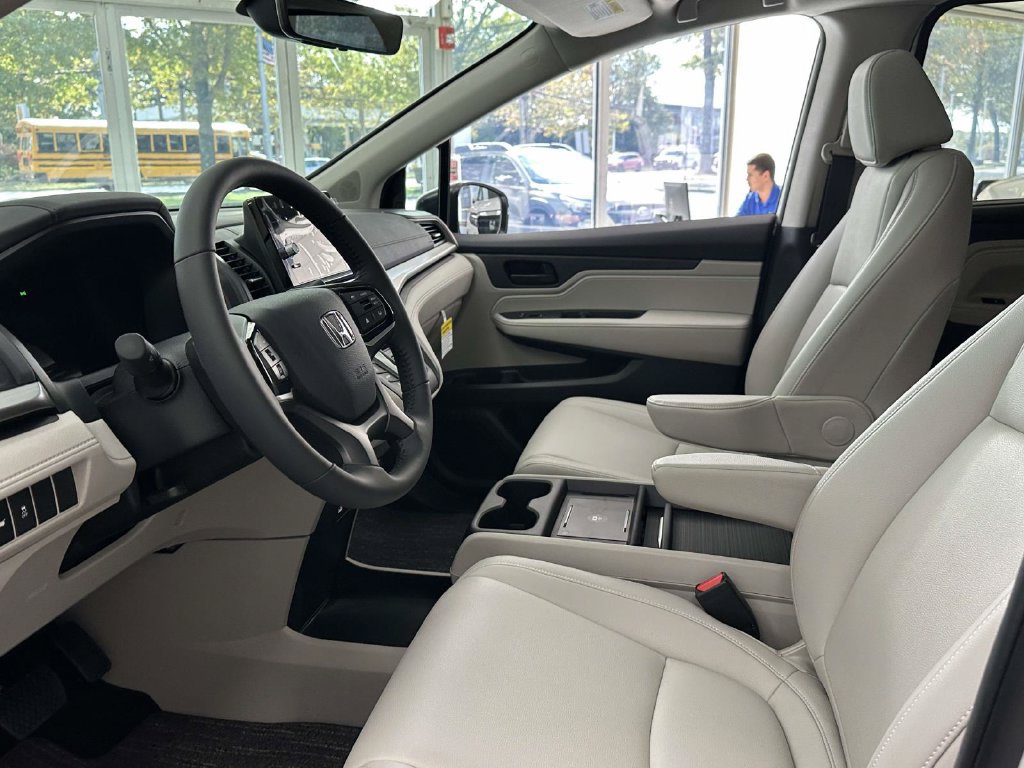 New 2027 Honda Odyssey EX-L image 13