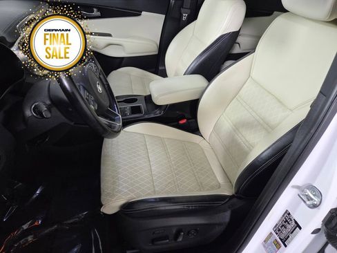 Used 2016 Kia Sorento SX image 16