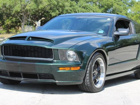 Used 2008 Ford Mustang GT RWD image 3