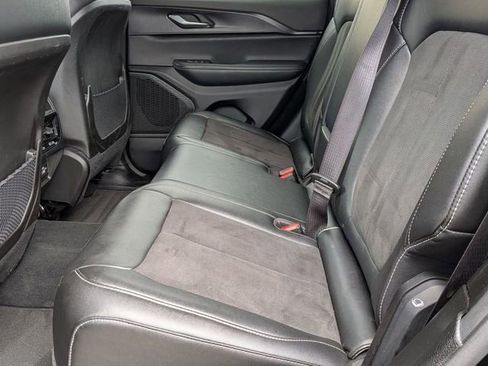 Certified 2023 Jeep Grand Cherokee Altitude AWD/4WD image 25