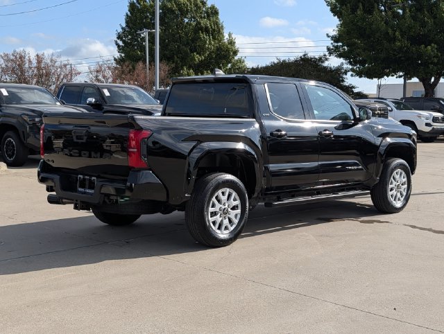 Used 2025 Toyota Tacoma SR5 AWD/4WD image 6