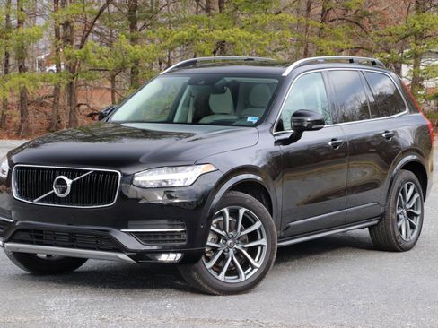 Used 2019 Volvo XC90 T6 Momentum w/ Advanced Package image 43