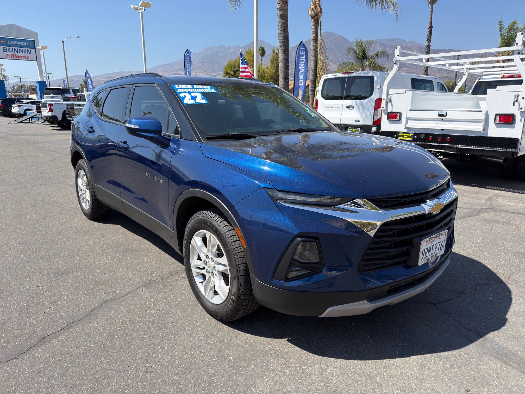 Used 2022 Chevrolet Blazer LT FWD image 2