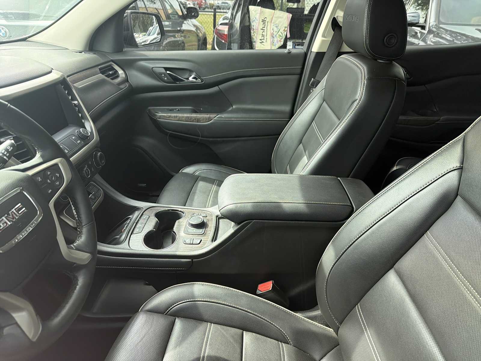 Used 2023 GMC Acadia Denali w/ Black Diamond Edition AWD/4WD image 11