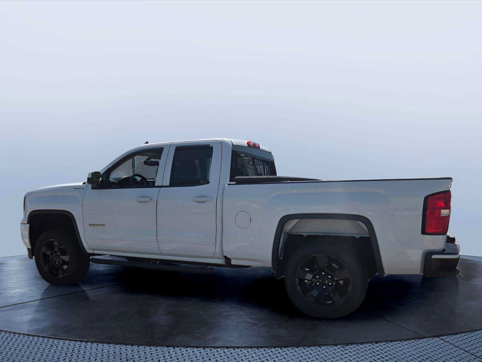 Used 2018 GMC Sierra 1500 4x4 Double Cab w/ Elevation Edition image 9
