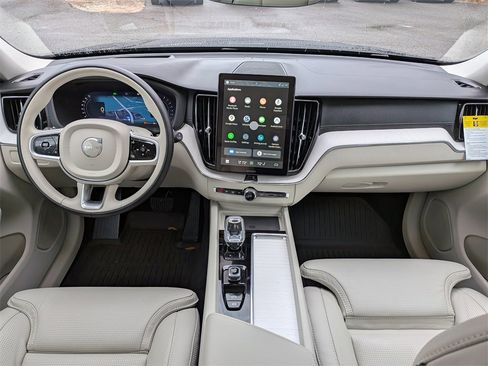 New 2026 Volvo XC60 B5 Ultra w/ Protection Package Premier image 16