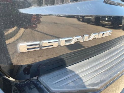 Used 2023 Cadillac Escalade Sport AWD/4WD image 33