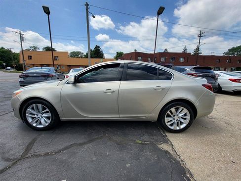 Used 2016 Buick Regal FWD image 4