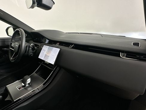 Used 2026 Land Rover Range Rover Evoque S AWD/4WD image 47