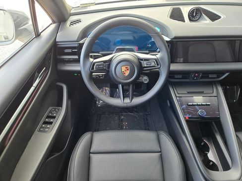 New 2026 Porsche Macan 4 Electric AWD/4WD image 14