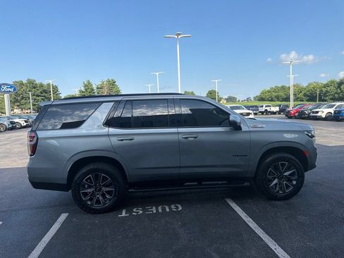 Used 2023 Chevrolet Tahoe Z71 w/ Luxury Package AWD/4WD image 5