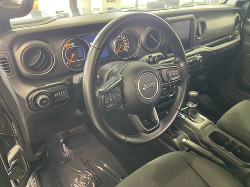 Used 2022 Jeep Wrangler Unlimited Sport AWD/4WD image 22