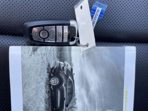 Used 2021 Ford Escape Titanium w/ Class II Trailer Tow Package image 21