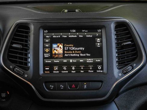 Used 2023 Jeep Cherokee Altitude Lux w/ Lux Elite Package AWD/4WD image 14