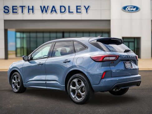 Used 2023 Ford Escape ST-Line w/ Tech Pack #1 FWD image 5