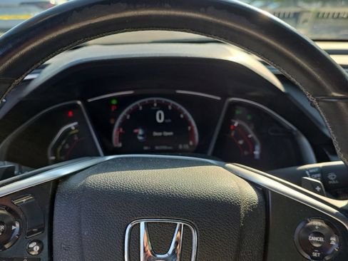 Used 2019 Honda Civic Sport image 16