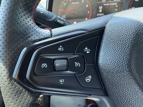 Used 2025 Chevrolet Trax RS w/ Driver Confidence Package image 28