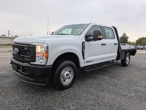 Used 2024 Ford F250 XL image 8
