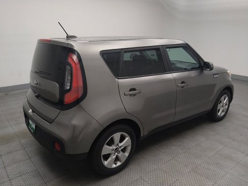 Used 2019 Kia Soul FWD image 10