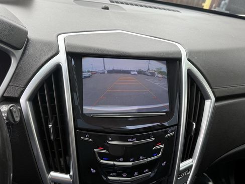 Used 2015 Cadillac SRX Luxury w/ Driver Awareness Package FWD image 11
