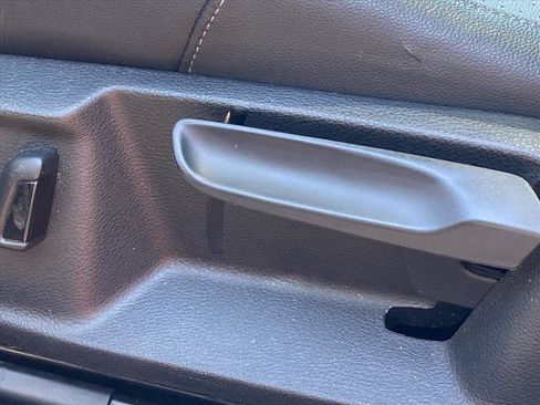 Certified 2020 Volkswagen Golf 4-Door FWD image 12