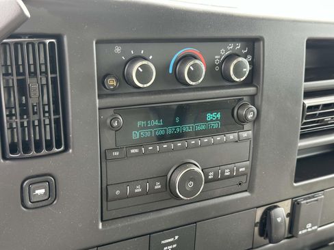 New 2025 Chevrolet Express 3500 w/ Power Convenience Package image 13
