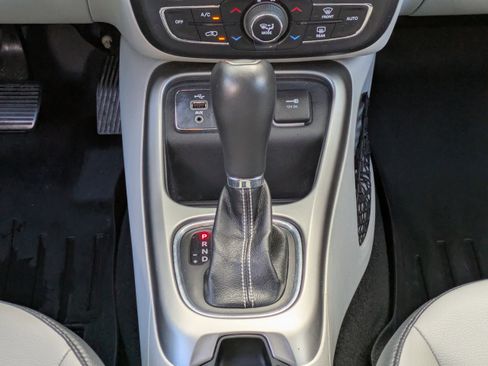 Used 2018 Jeep Compass Latitude w/ Popular Equipment Group image 14