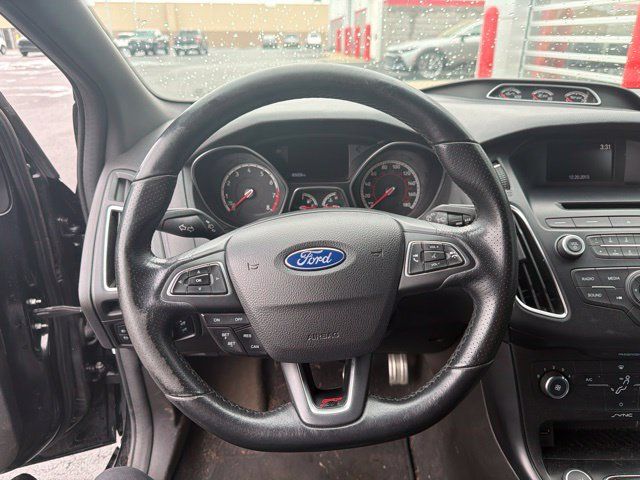 Used 2016 Ford Focus ST FWD image 18