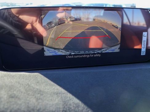 Used 2025 MAZDA MAZDA3 s image 25