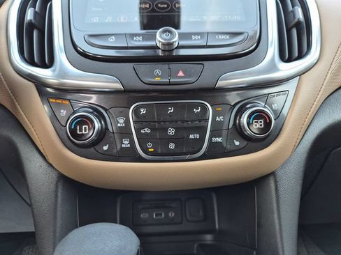 Used 2024 Chevrolet Equinox Premier AWD/4WD image 29