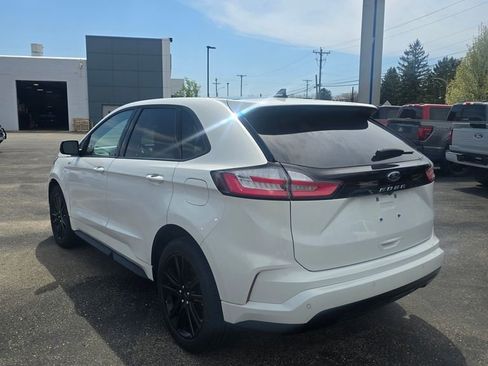 Certified 2023 Ford Edge ST-Line AWD/4WD image 4