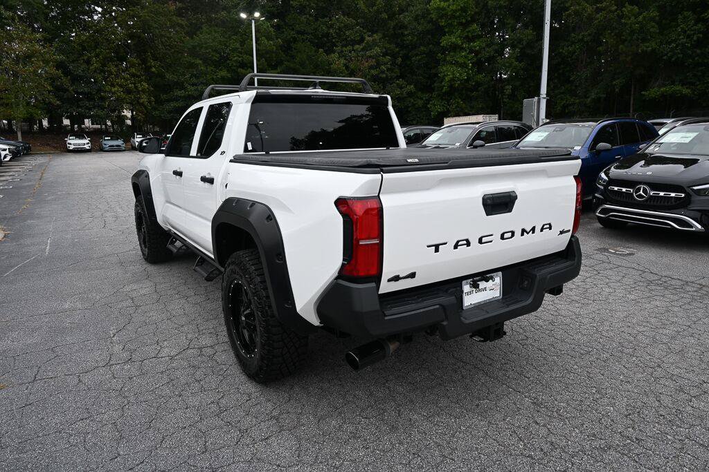 Used 2024 Toyota Tacoma SR AWD/4WD image 4
