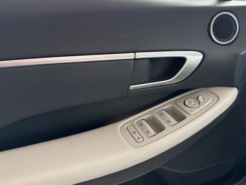 Used 2024 Hyundai Sonata SEL FWD image 12
