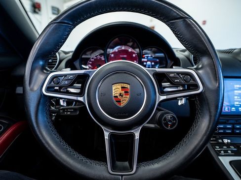 Used 2019 Porsche 718 Boxster image 43