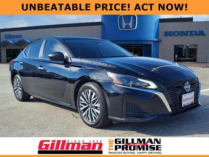 Used 2025 Nissan Altima 2.5 SV