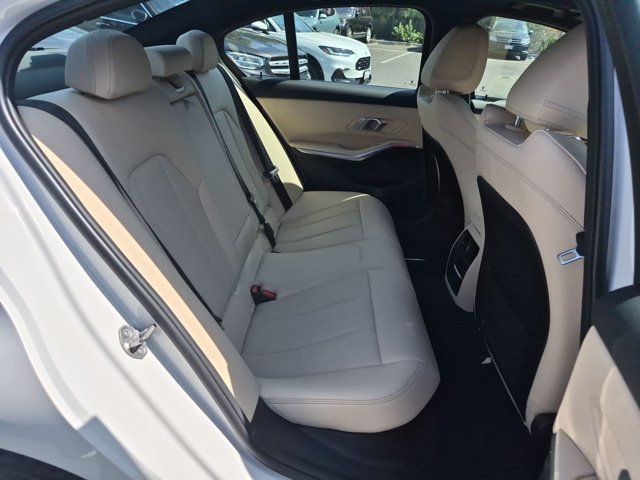 Used 2023 BMW 330i Sedan w/ Parking Assistance Package RWD image 20