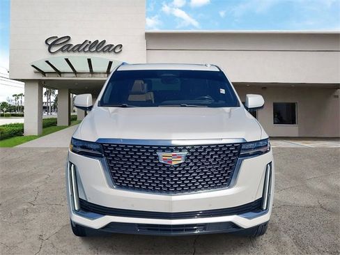 Certified 2021 Cadillac Escalade Premium Luxury image 8