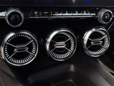 New 2026 Chevrolet Blazer EV LT w/ Super Cruise Package image 17