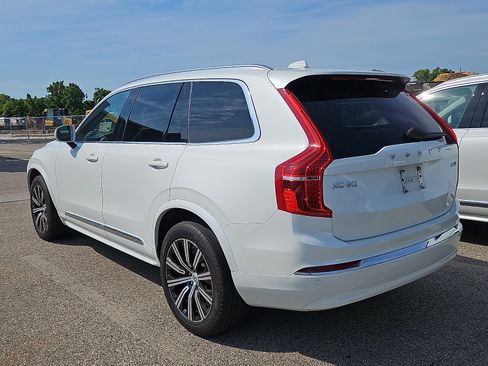 Used 2025 Volvo XC90 B6 Core AWD/4WD image 6
