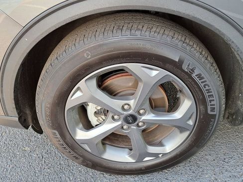 Used 2025 Ford Escape ST-Line image 16