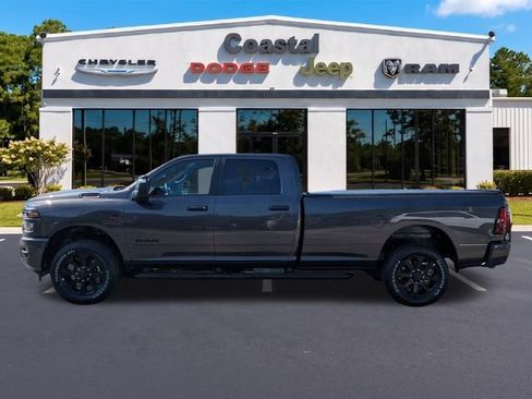 New 2026 RAM 3500 Big Horn AWD/4WD image 7