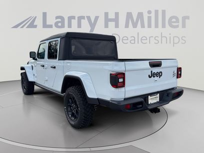 New 2025 Jeep Gladiator Sport
