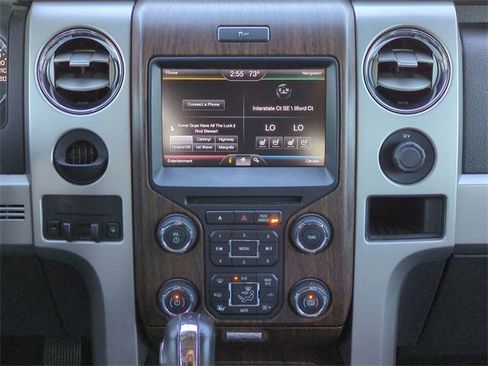 Used 2014 Ford F150 Lariat w/ Lariat Chrome Package image 18