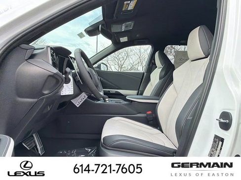 New 2026 Lexus TX 500h AWD image 21