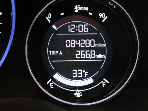 Used 2018 Honda HR-V EX image 35