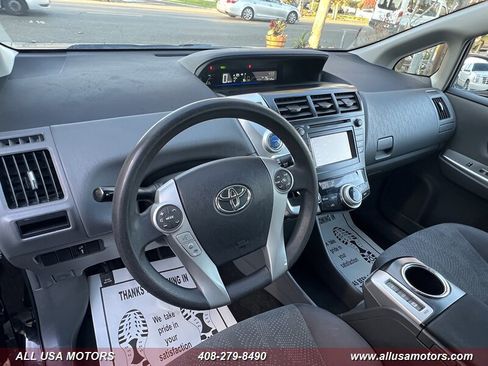 Used 2012 Toyota Prius V Three image 15
